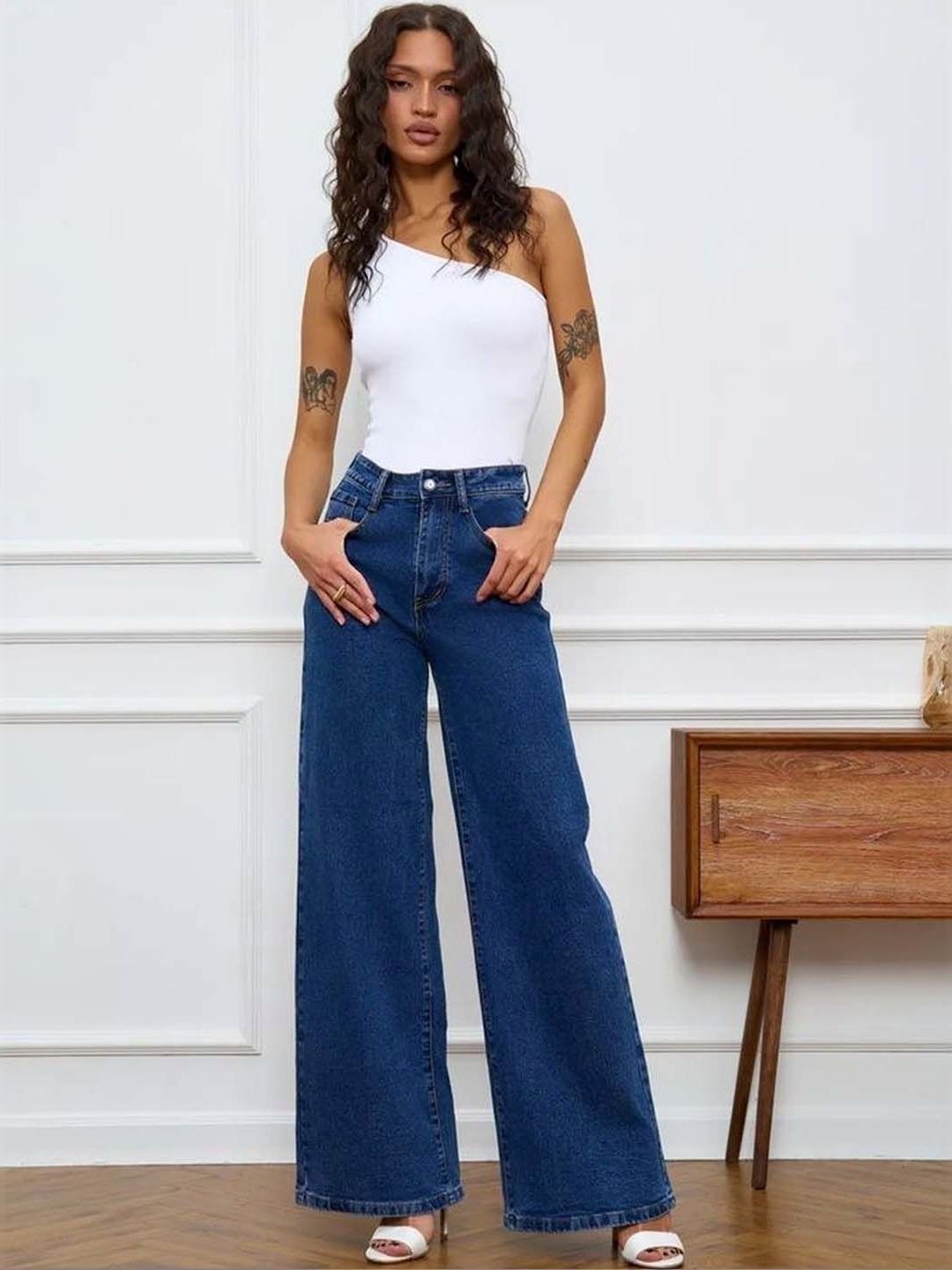 Women Wide Leg High-Rise Jeans