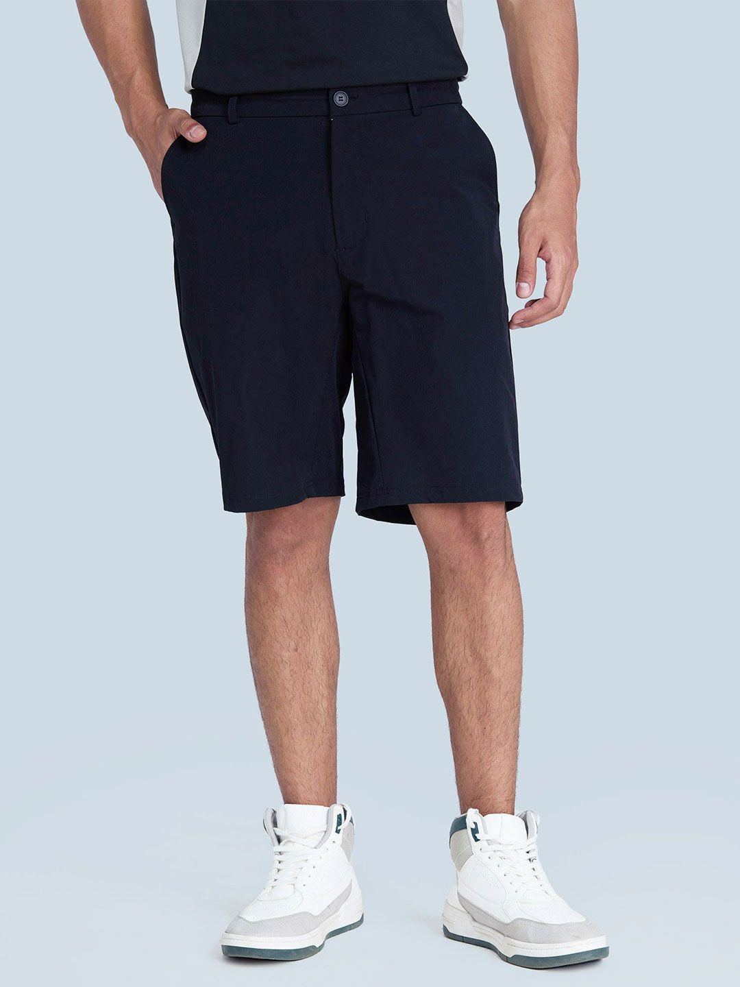 Men Solid Regular Fit Black Stride Golf Shorts