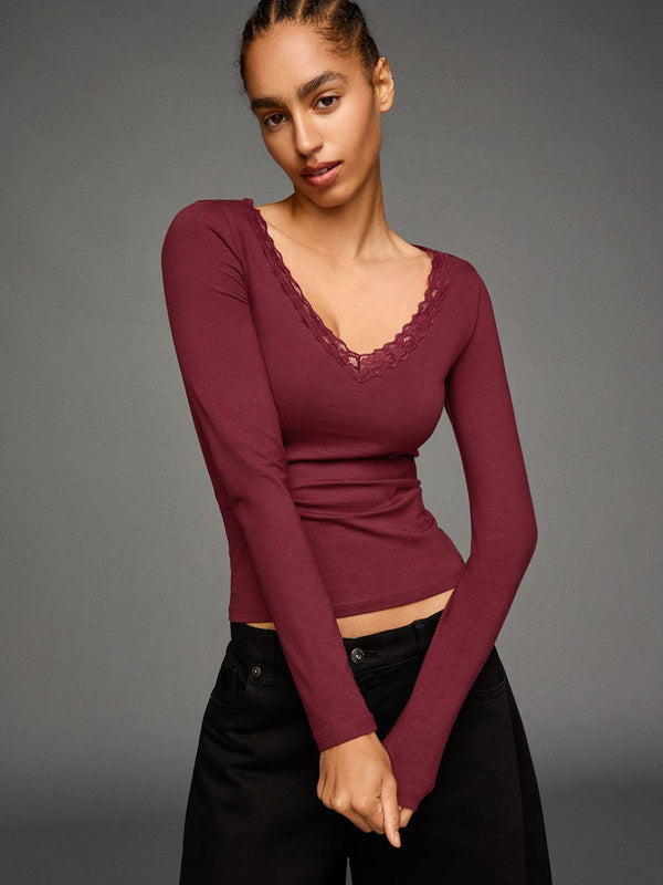 Long sleeve lace T-shirt