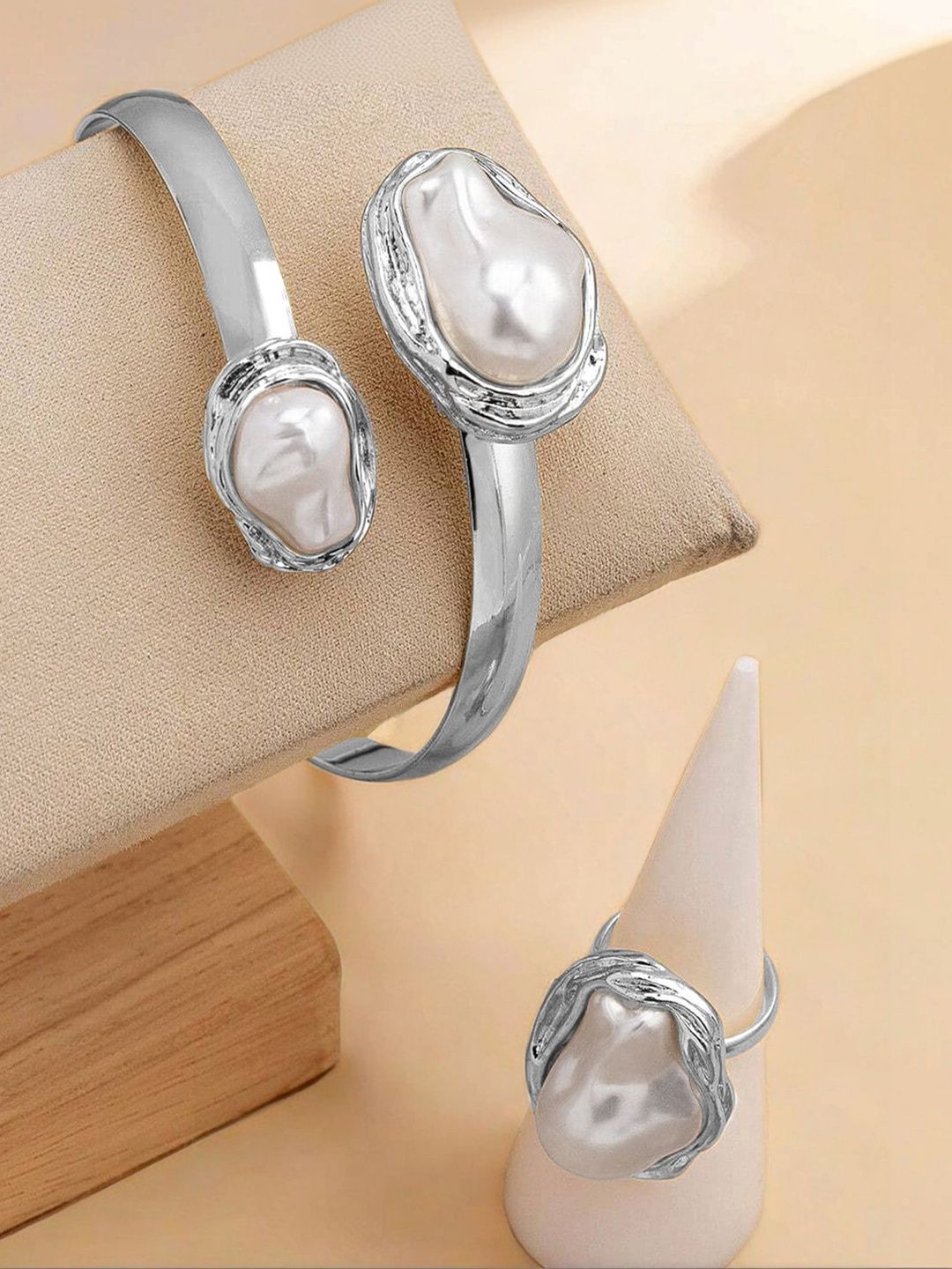 Silver-Plated Stone Studded Jewellery Set