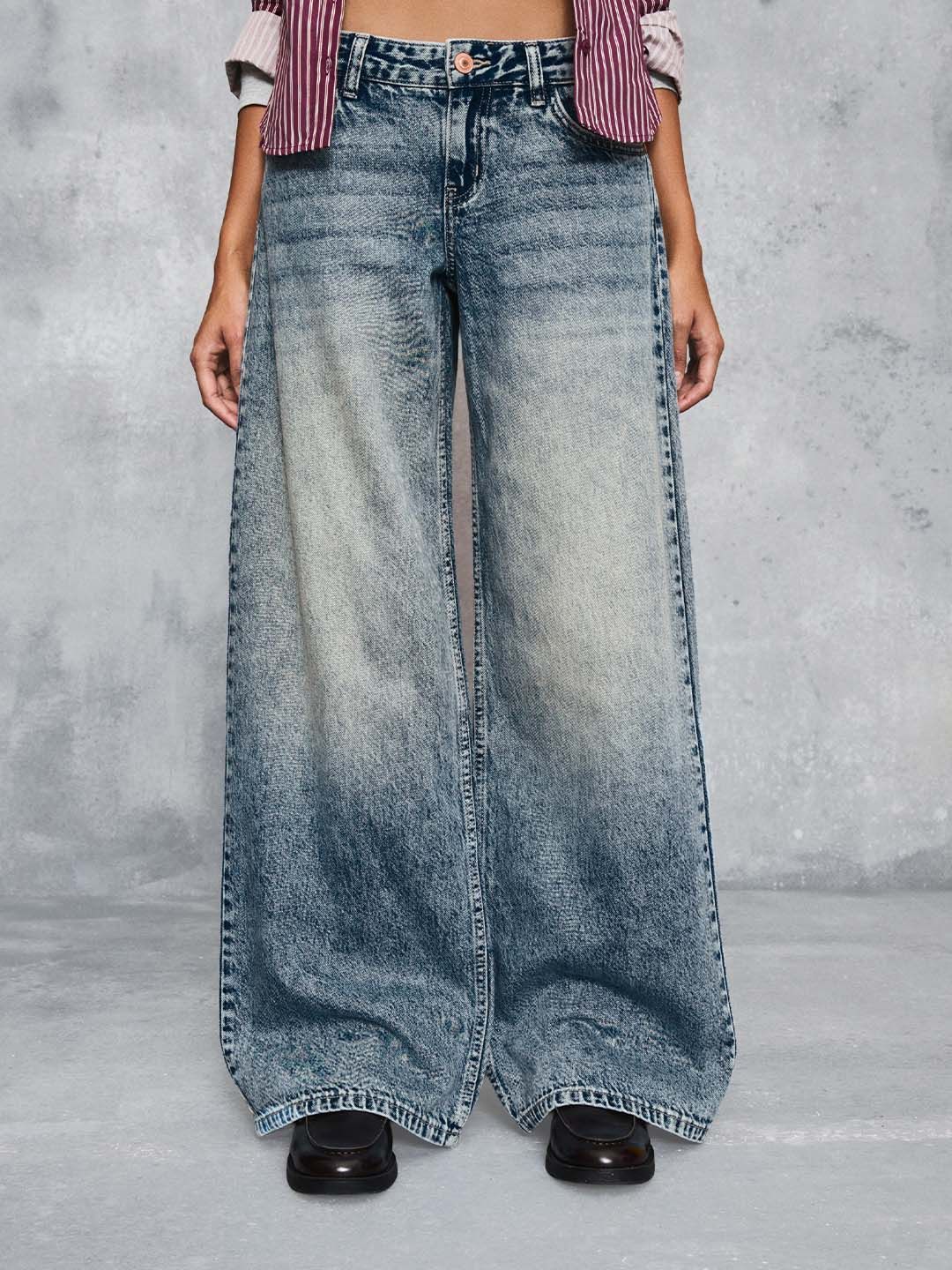 Women Regular Fit Low-Rise Jeans