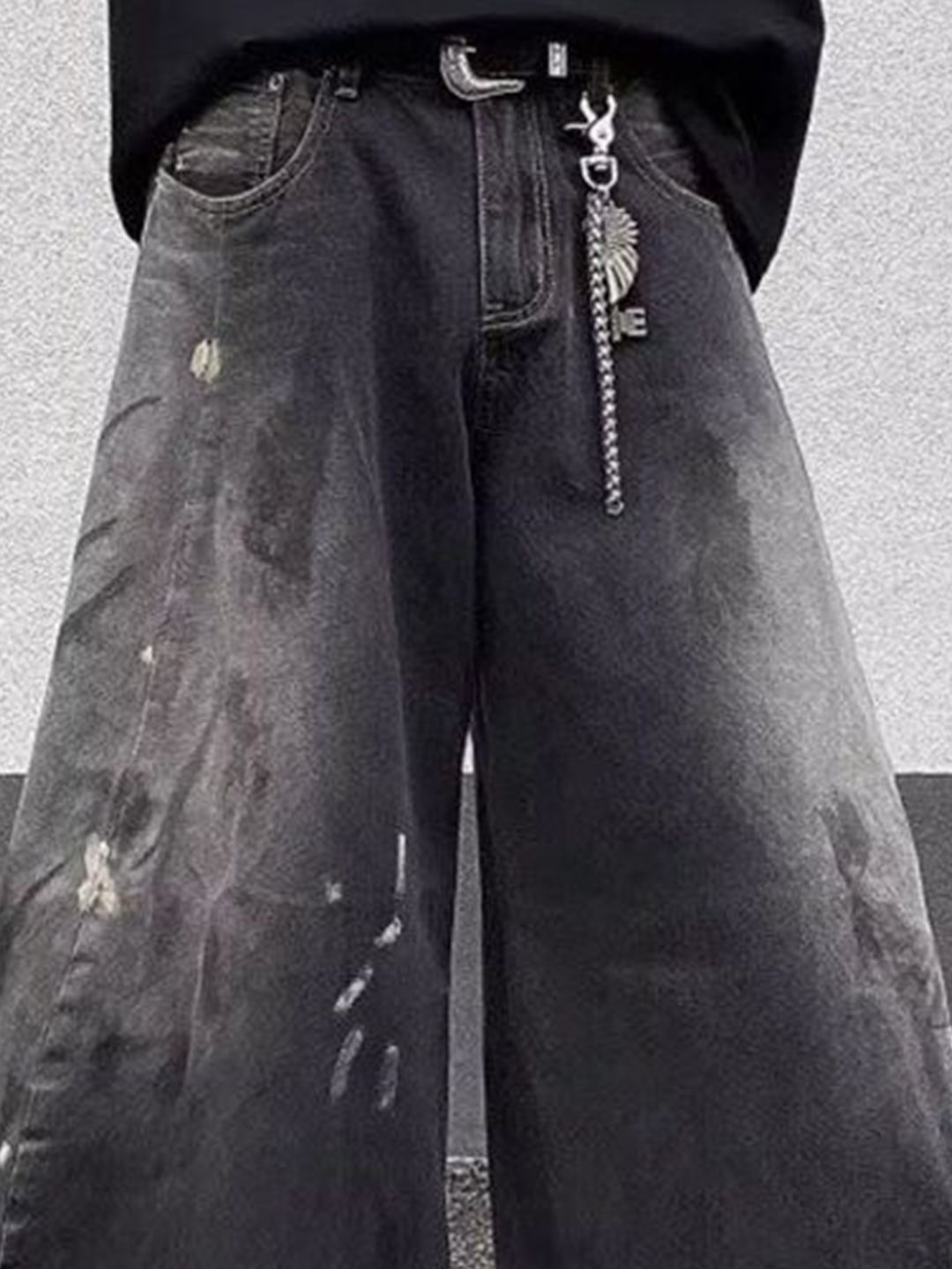 Men Baggy Mid-Rise Light Fade Jeans