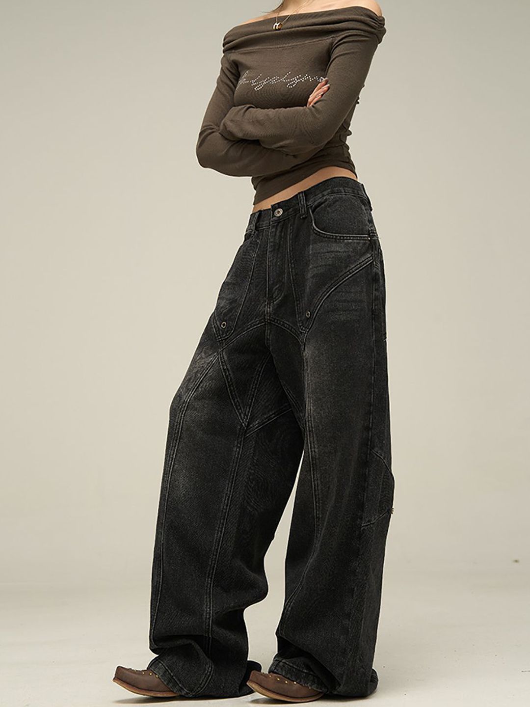 Men Wide Leg Light Fade Mid-Rise Jeans