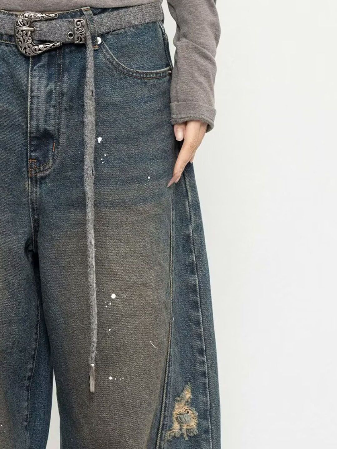 Men Wide Leg Mid-Rise Mildly Distressed Light Fade Jeans