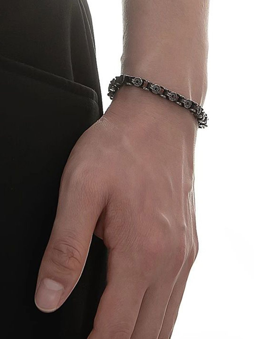 Men Stainless Steel Silver-Plated Link Bracelet
