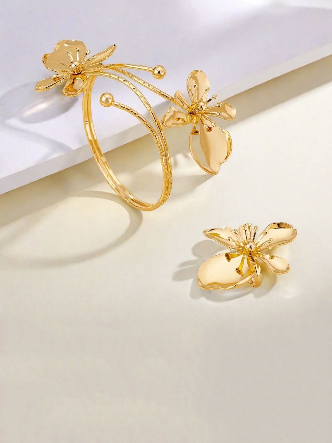 Gold-Plated Stone Studded Jewellery Set