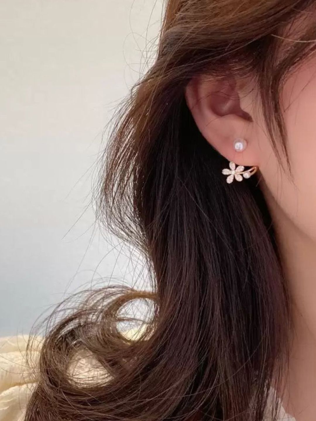 SALTY Pack of 2 Women Petal Poise Earrings