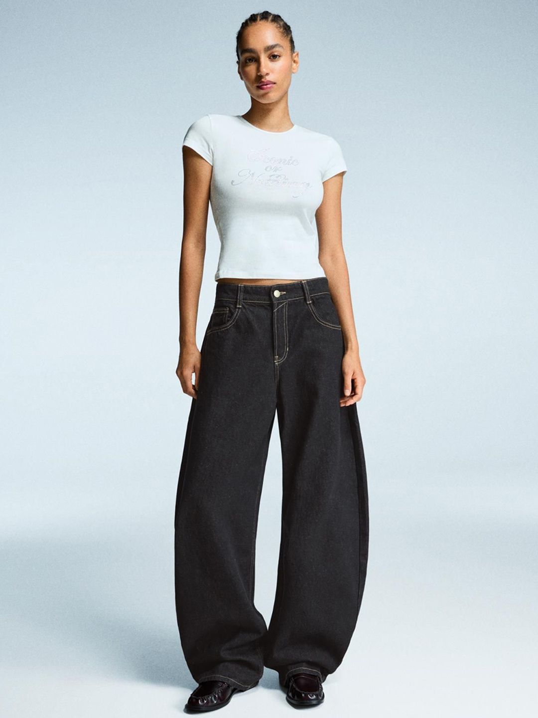 Wide-leg barrel jeans