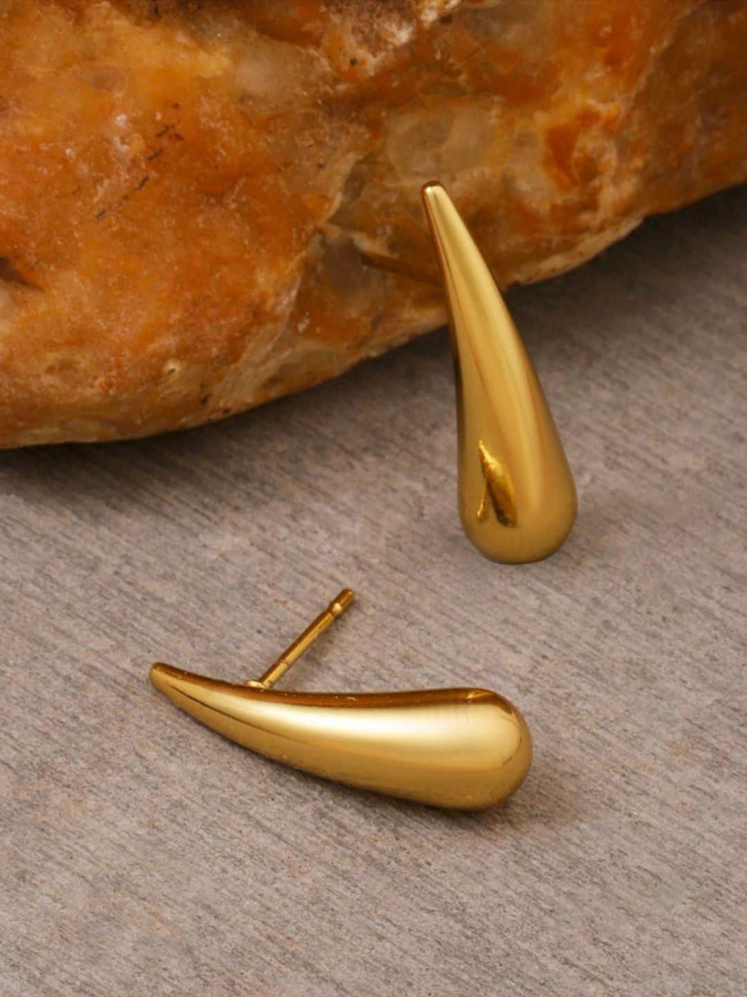 SALTY Munifi Stainless Steel Contemporary Studs