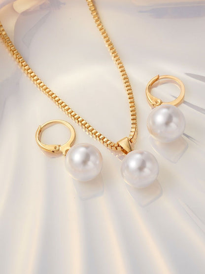 Gold-Plated Beaded Studded Jewellery Set
