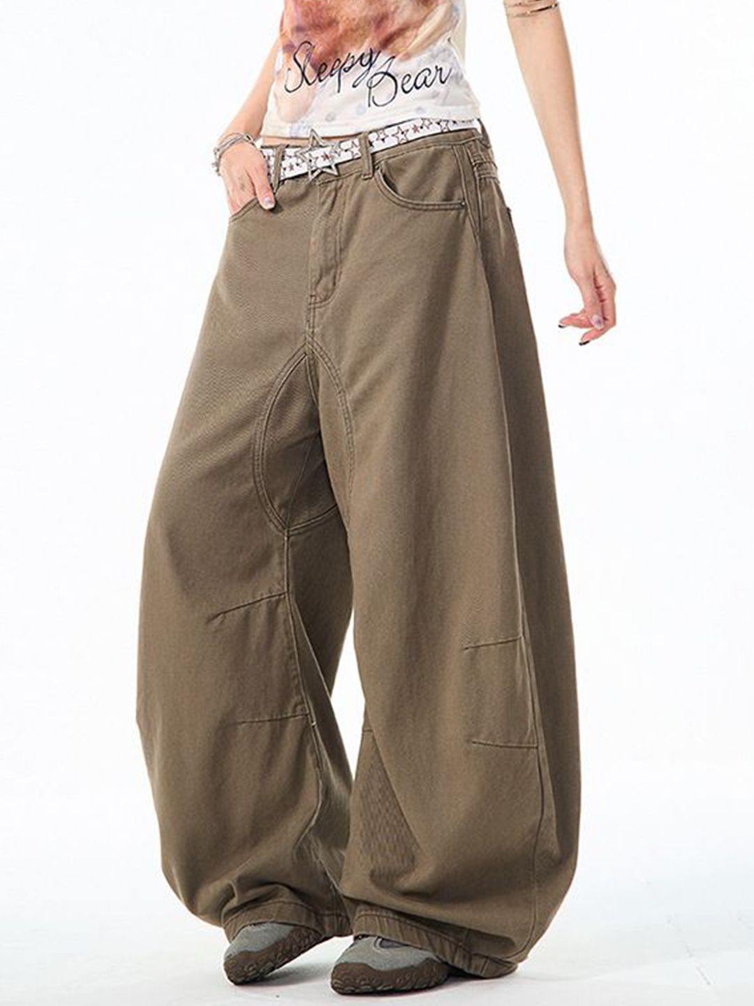 Women Mid-Rise Light Fade Wide Leg Jeans