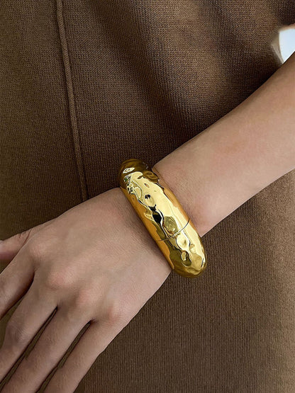 Women Gold-Plated Kada Bracelet