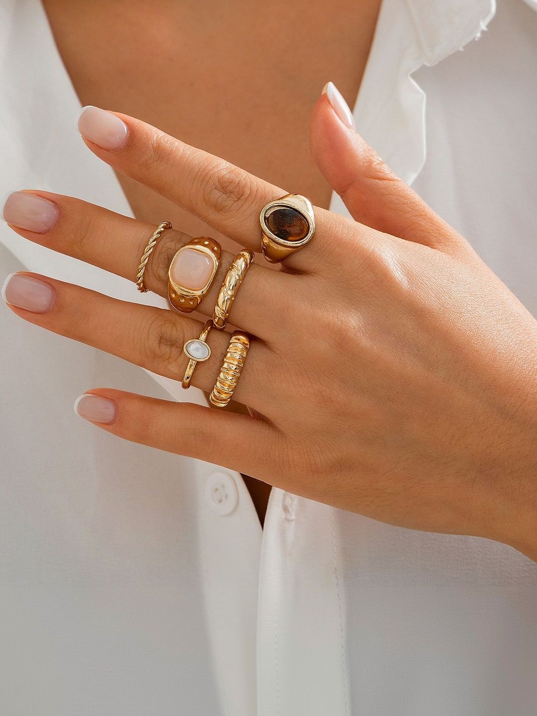 Set of 6 Gold-Plated Stone-Studded Finger Ring