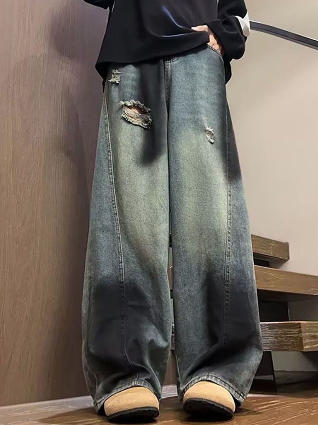 Men Low Distress Heavy Fade Baggy Jeans