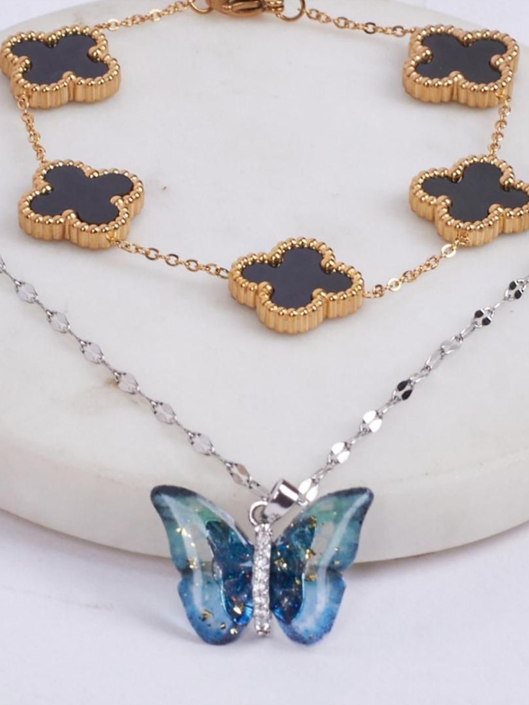 SALTY Artificial Stones Studded Butterfly Shaped Jewellery Set