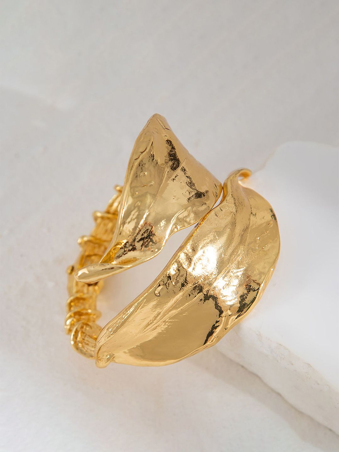 Women Antique Gold-Plated Bangle-Style Bracelet