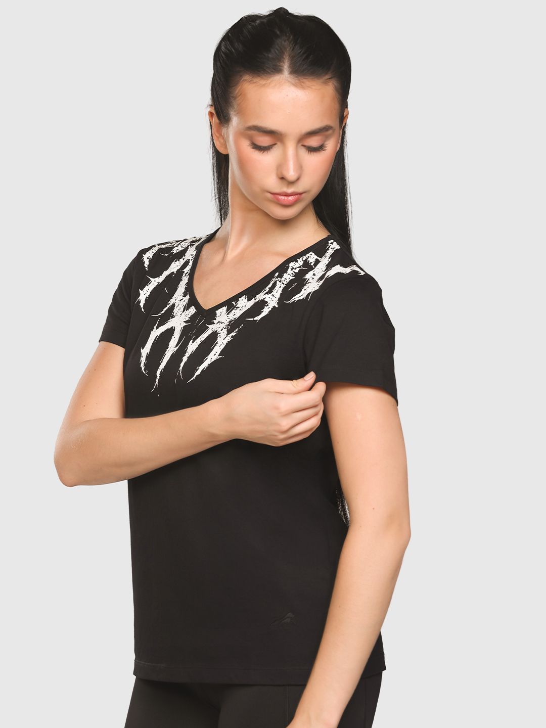 Aura Printed V-Neck Cotton T-shirt