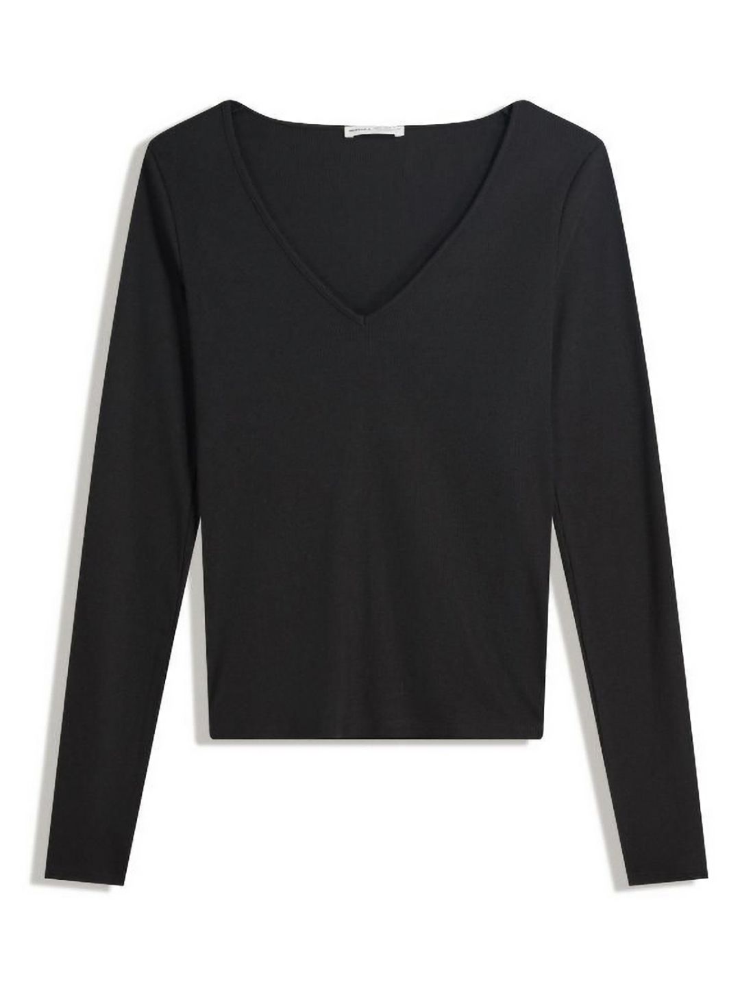 Long sleeve V-neck T-shirt