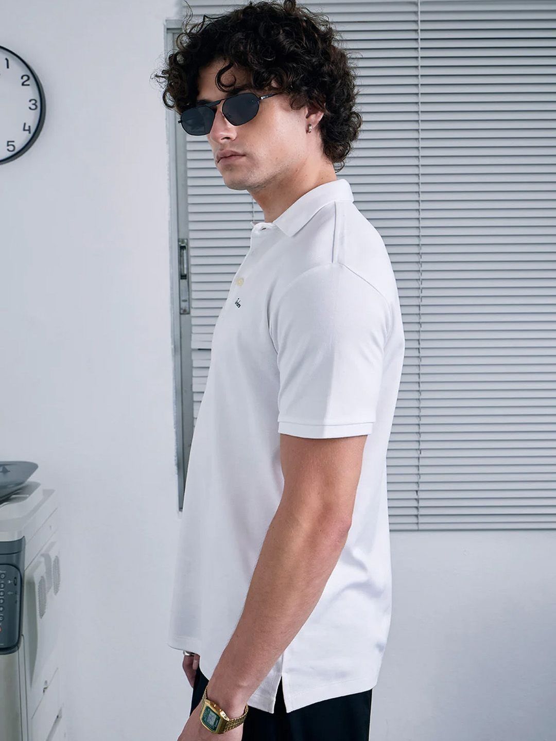 Men Solid Polo Collar T-shirt