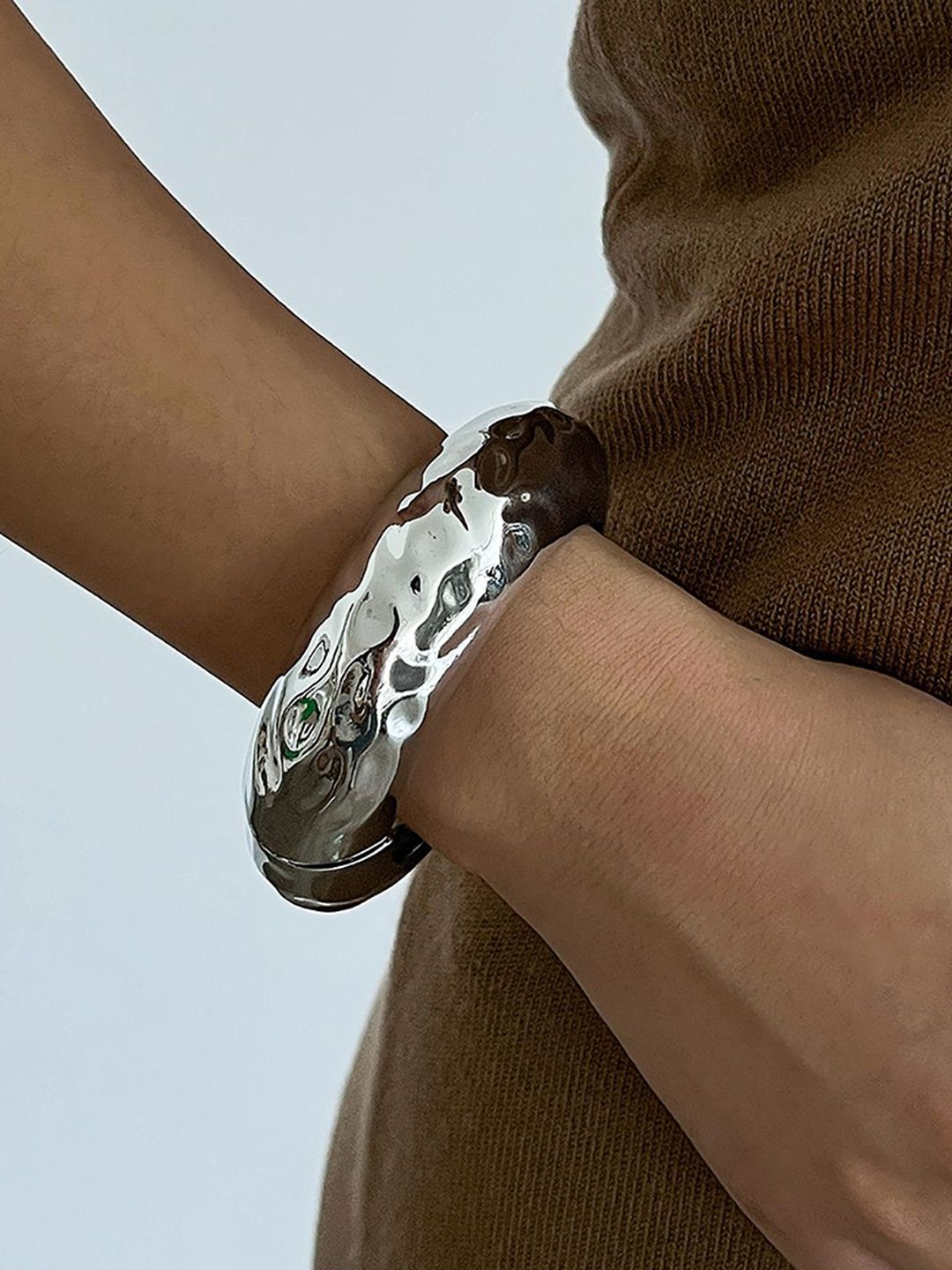Women Handcrafted Silver-Plated Kada Bracelet