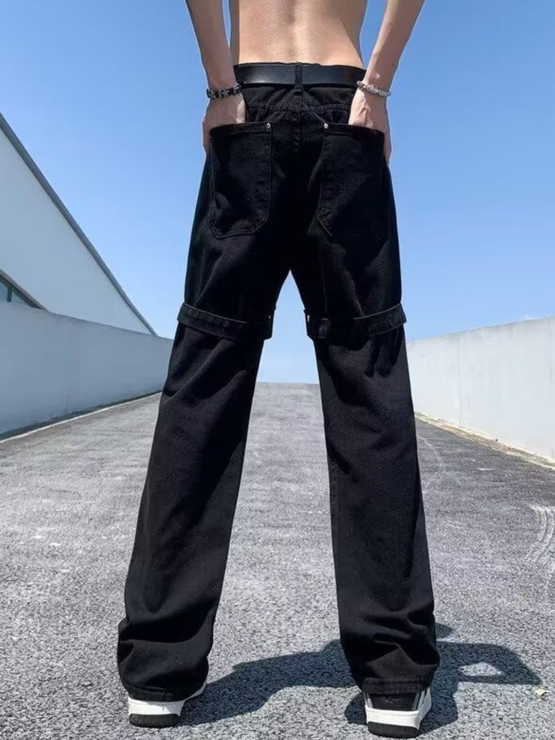 Men Wide Leg Mid-Rise Dark Jeans