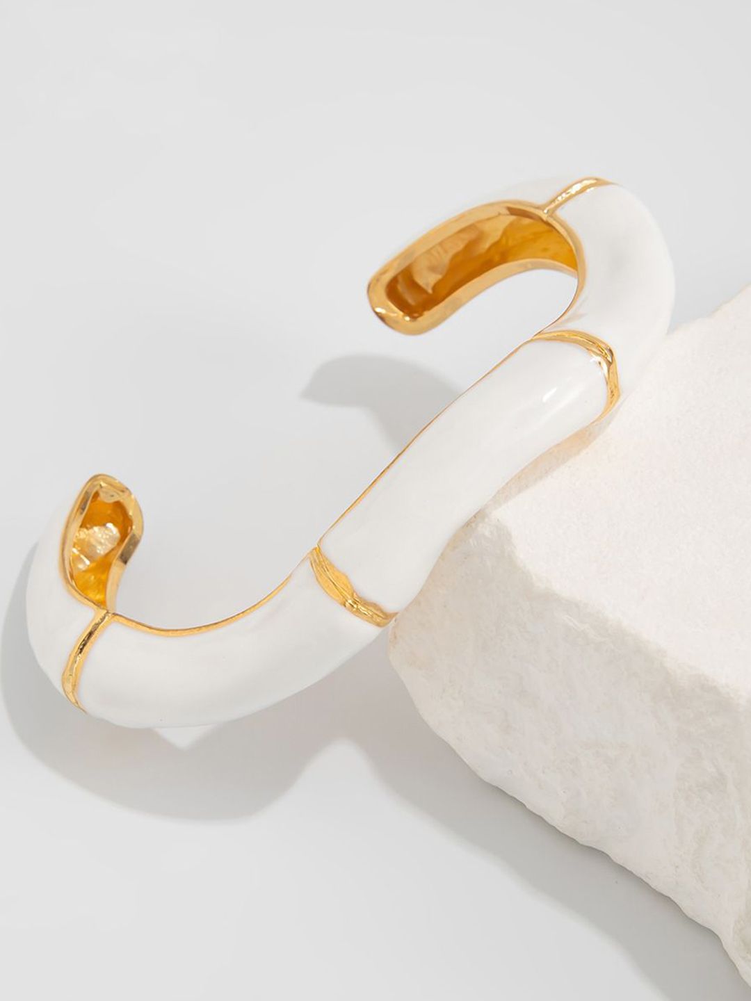Women Gold-Plated Kada Bracelet