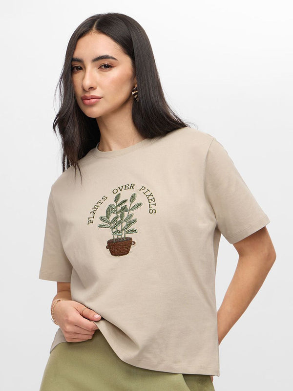 Women Relaxed Fit Printed Beige T-Shirts