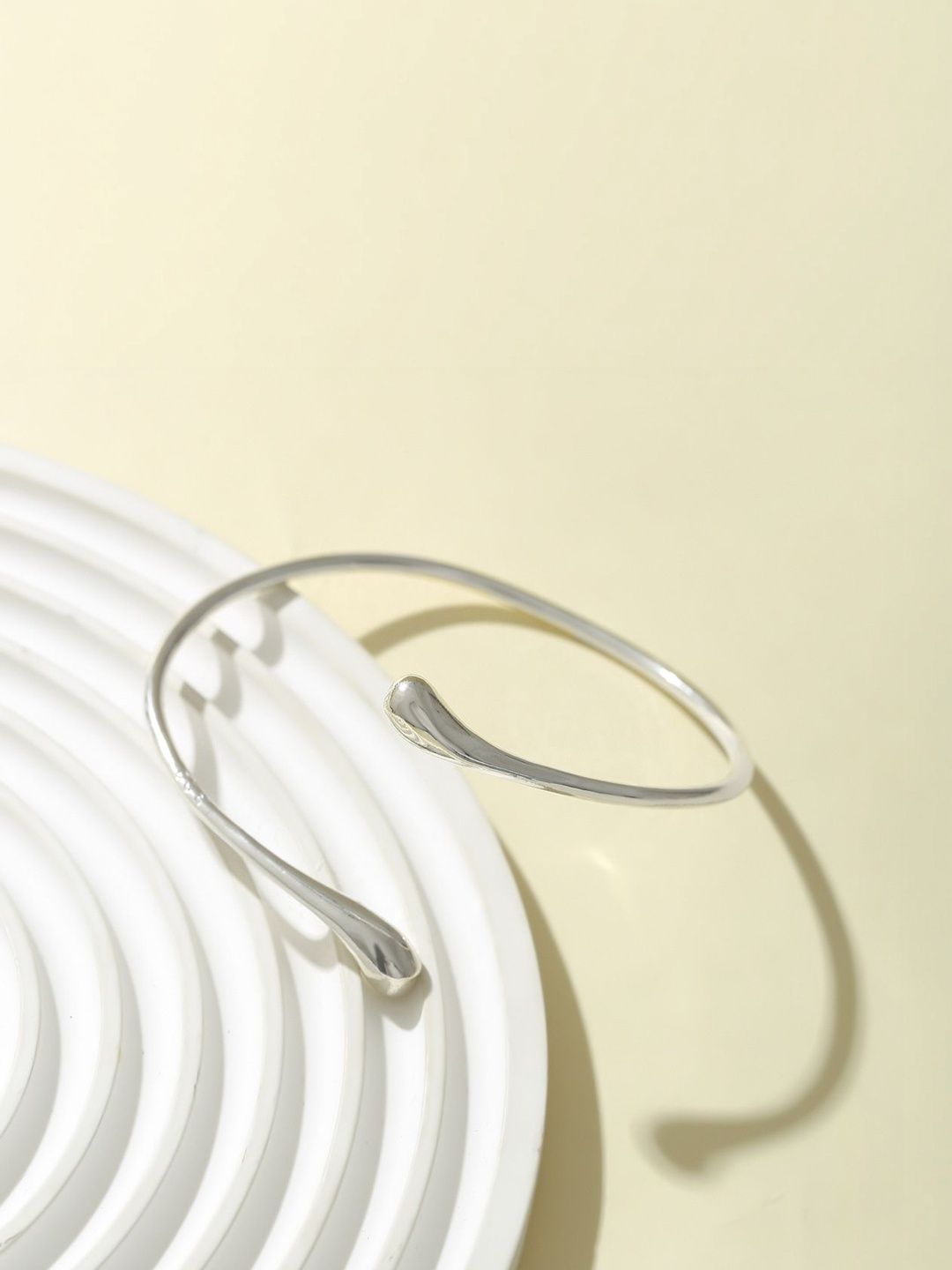 Women Silver-Plated Armlet Bracelet