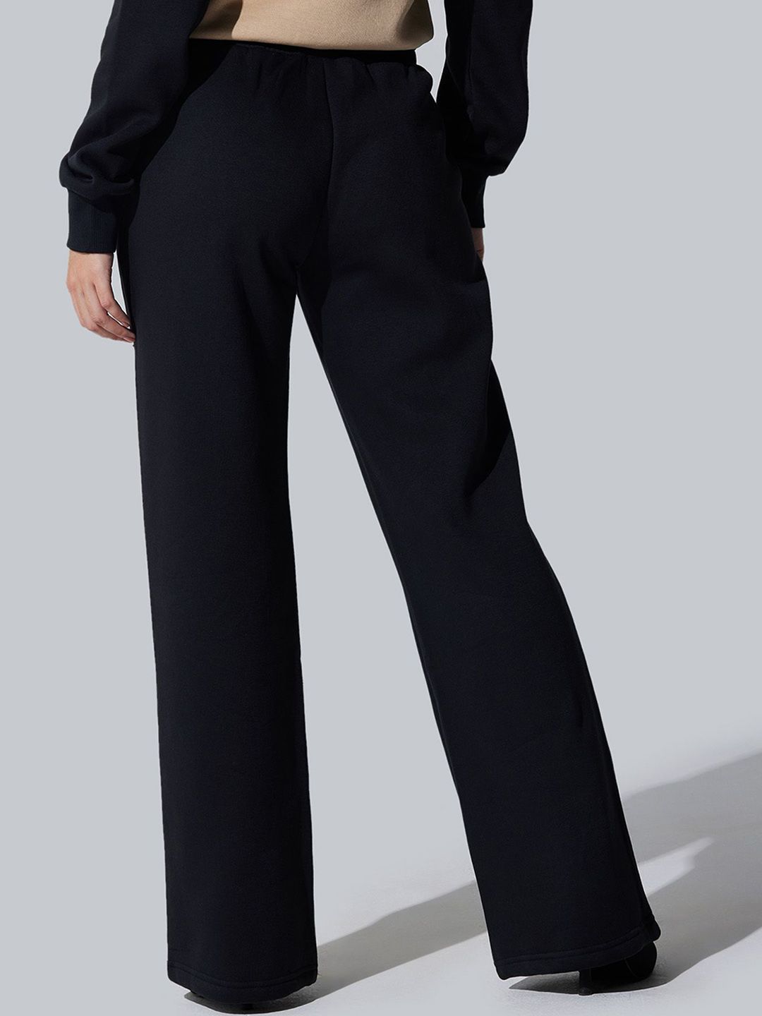 Women Cava Black Dual Slit Adapt Joggers