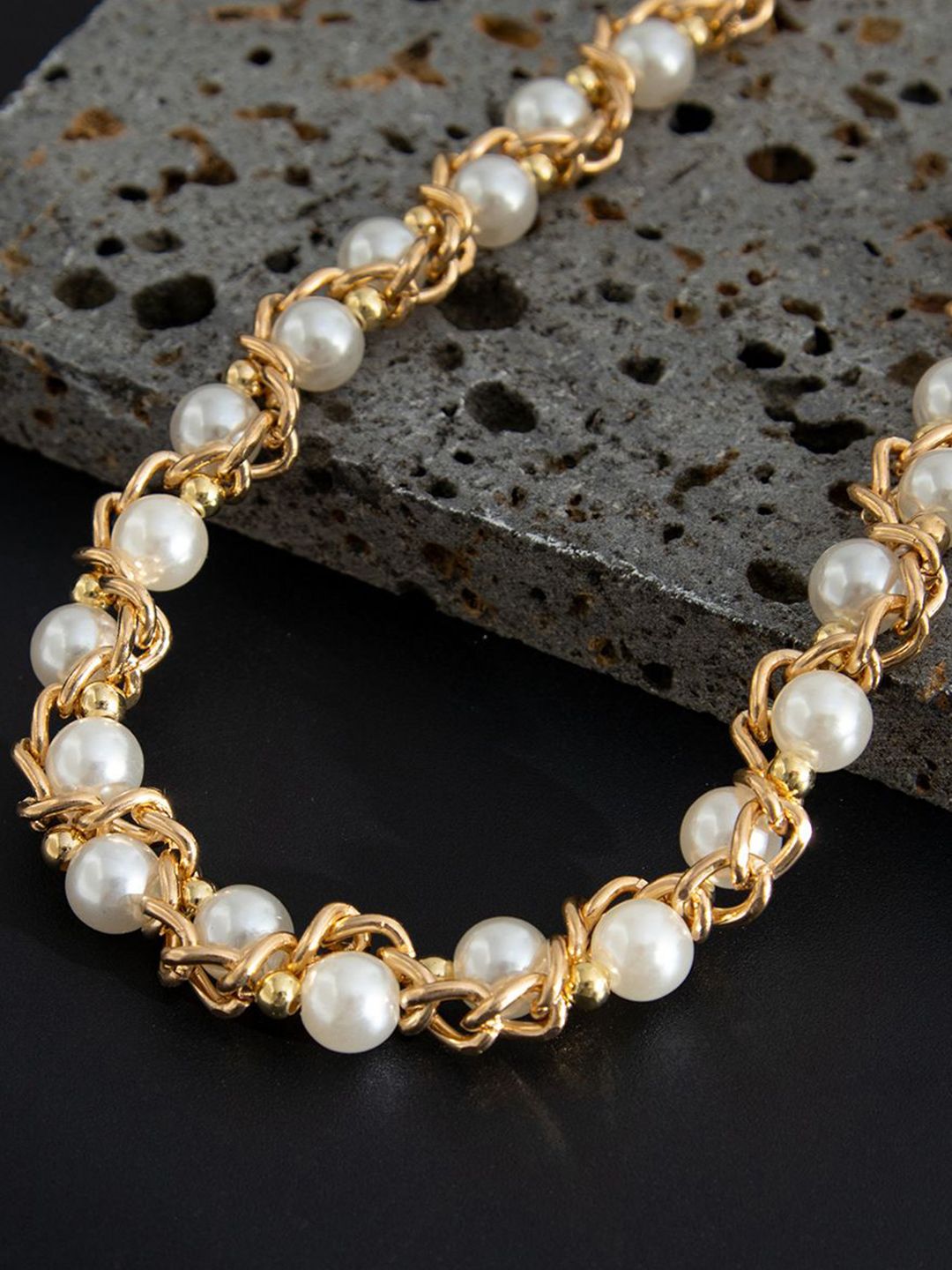 Gold-Plated Pearls Beaded Minimal Necklace