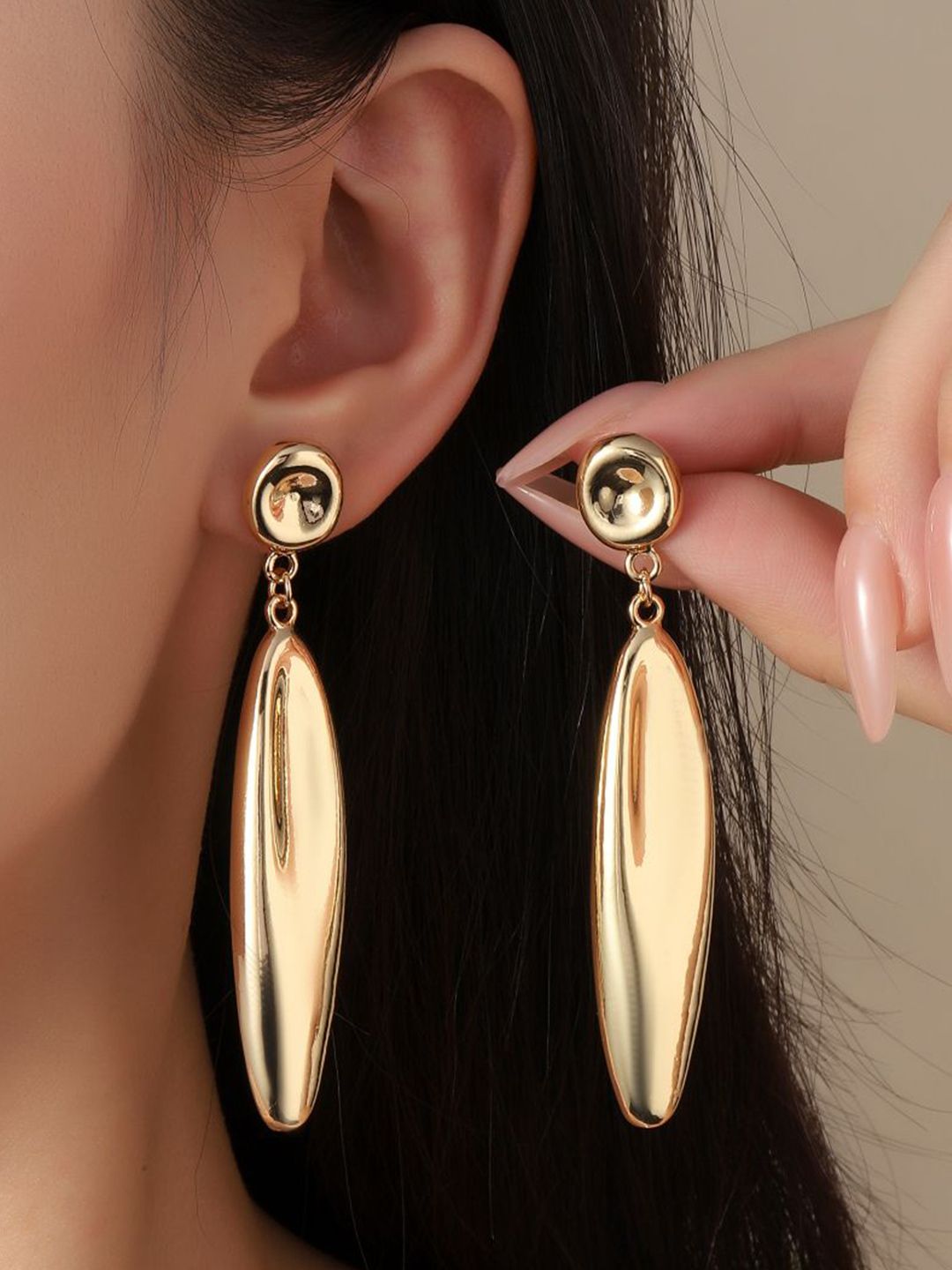 SALTY Pack of 2 Women Glorious Luxury Gold Earring