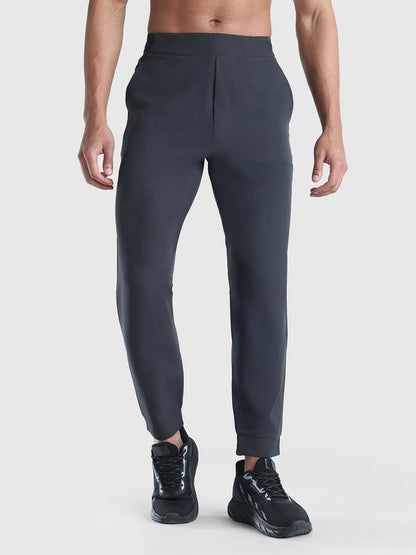 Men Tapered Fit Mid Rise Joggers