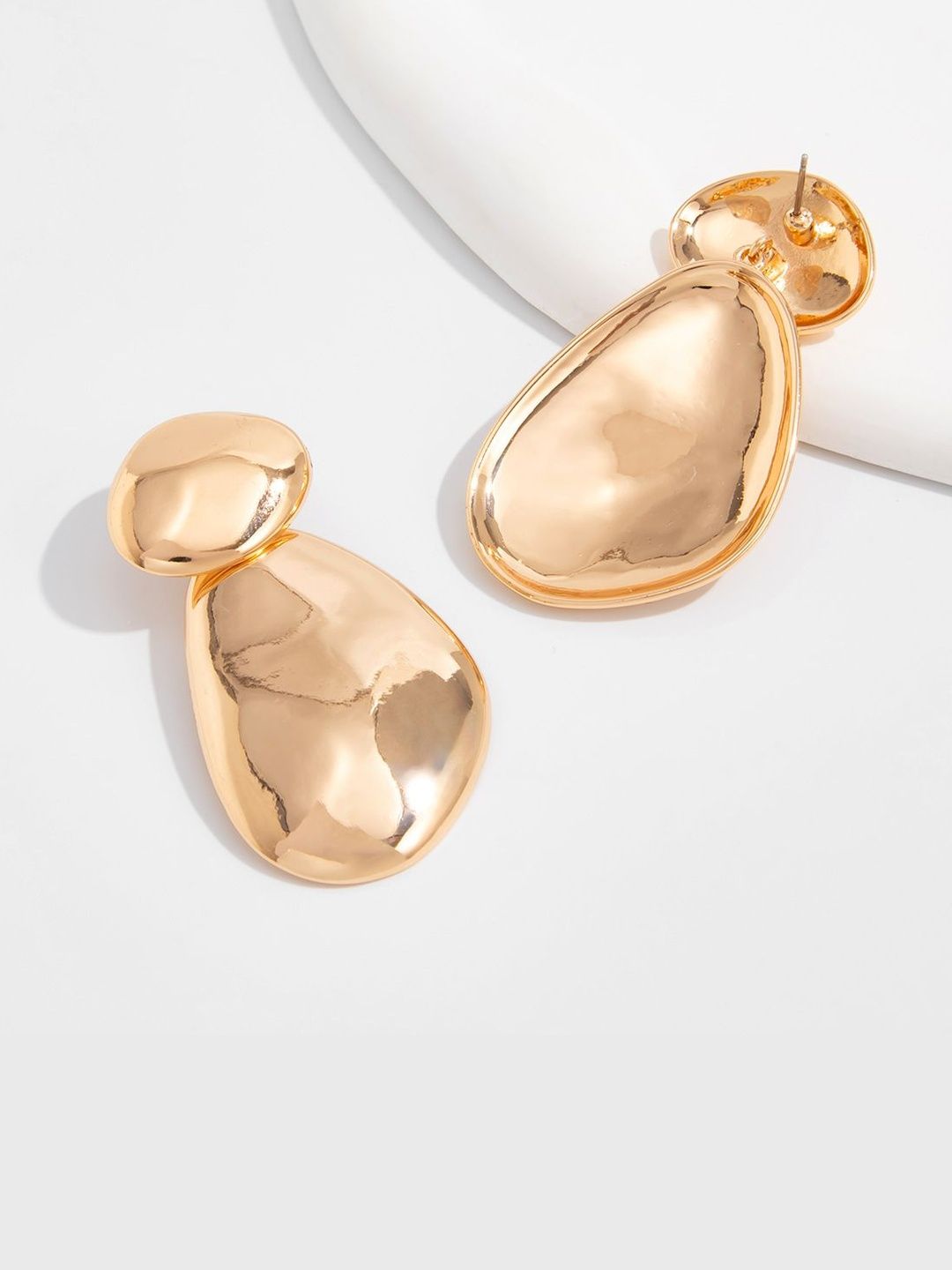 Oval Studs Earrings