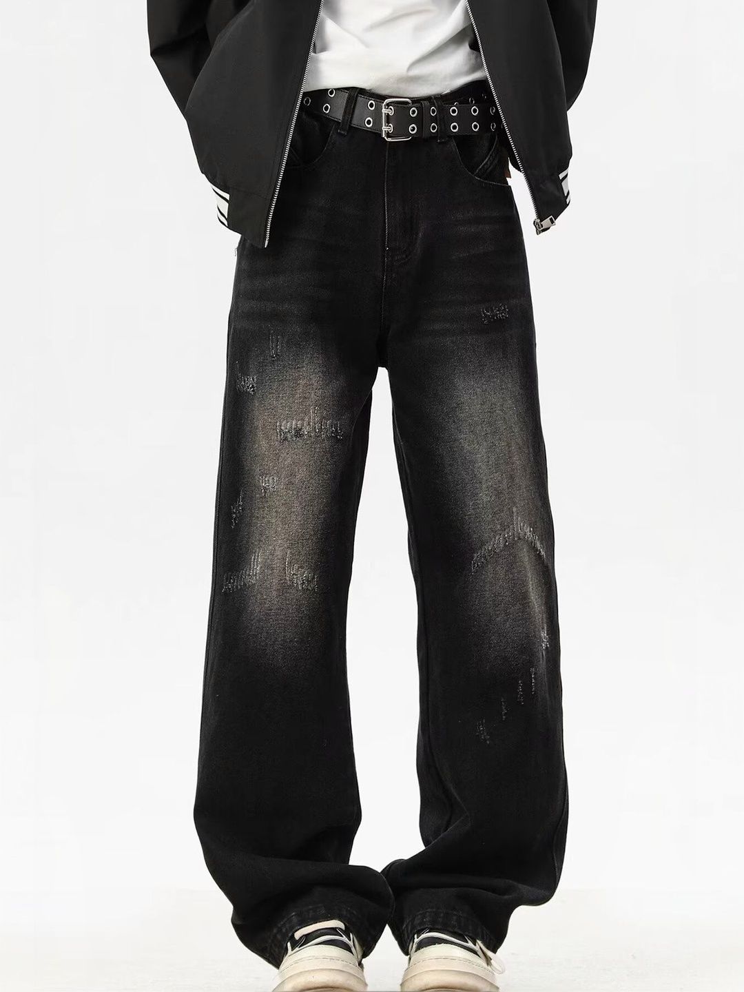 Men Baggy Mid-Rise Light Fade Jeans