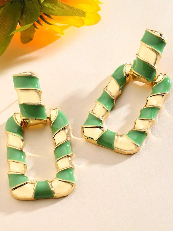 SALTY Pack of 2 Women Gleaming Earthy Luxury Gold Earring