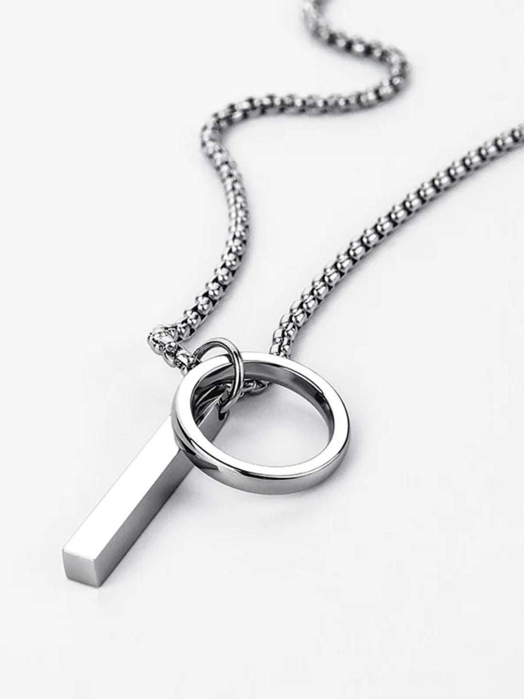 SALTY Set Of 2 Rebel & Rocky Pendant With Chain