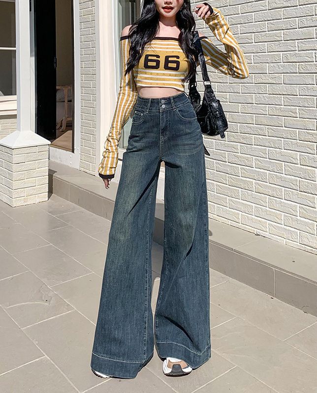 Women Bootcut Light Fade Jeans
