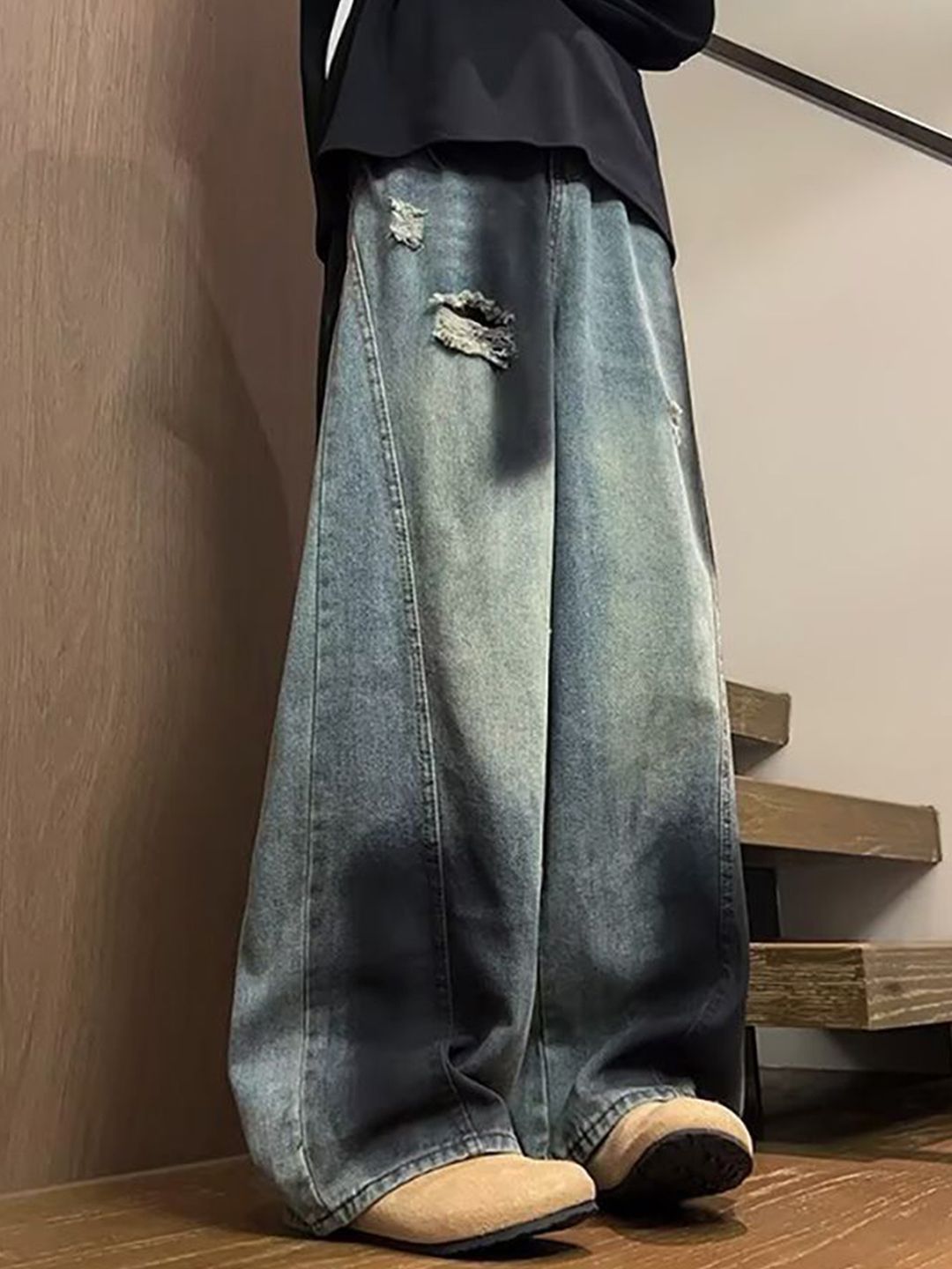 Men Low Distress Heavy Fade Baggy Jeans