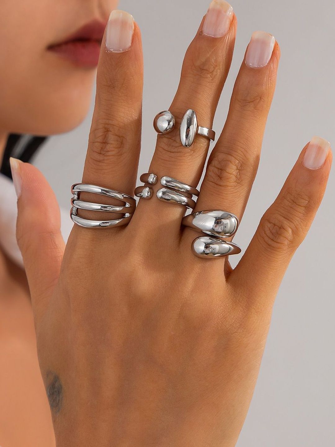 Set of 4 Silver-Plated Finger Ring