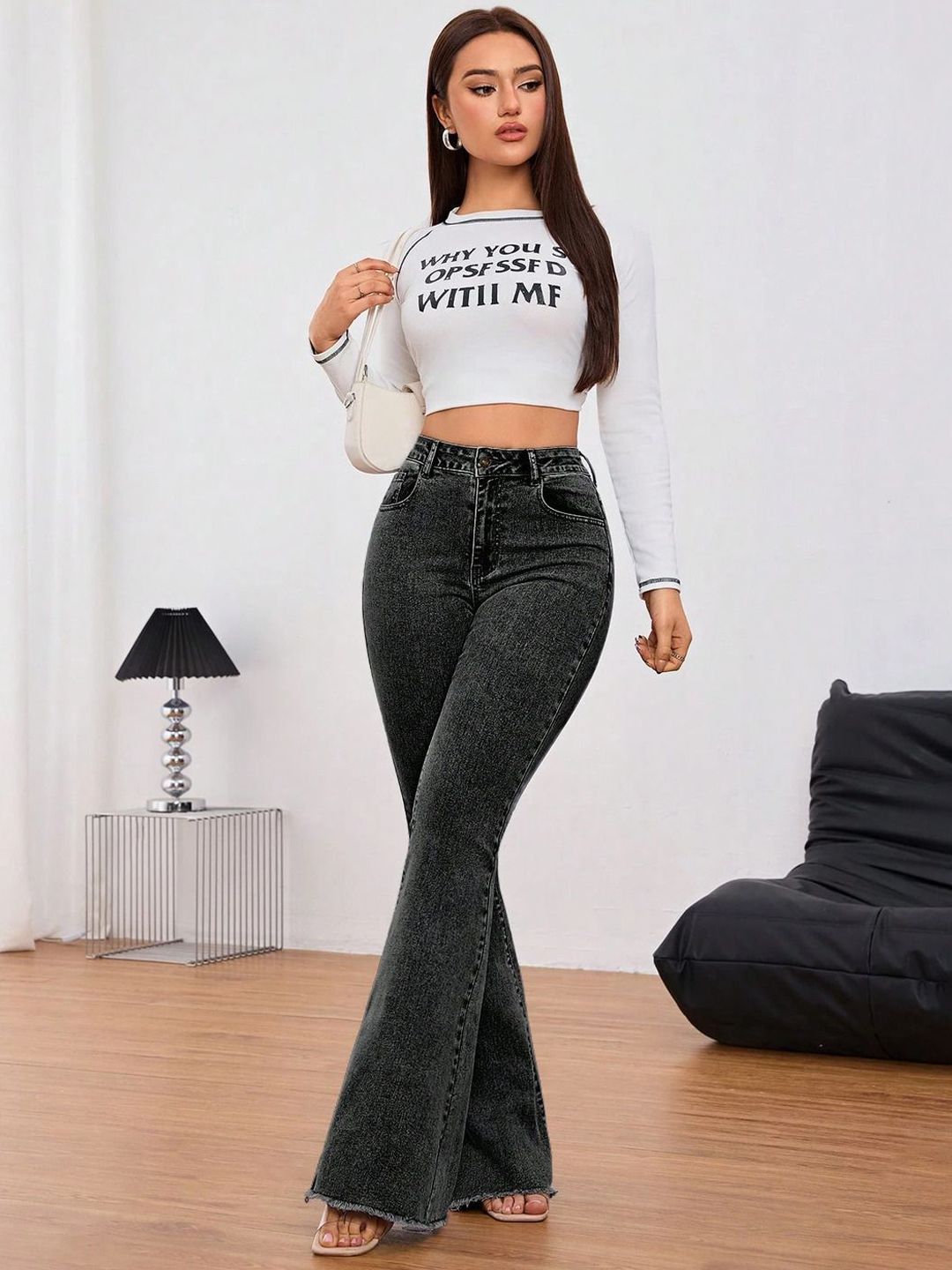 Women Bootilicious Bootcut Mid-Rise Stretchable Jeans