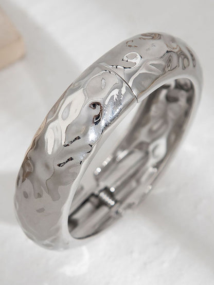 Women Handcrafted Silver-Plated Kada Bracelet