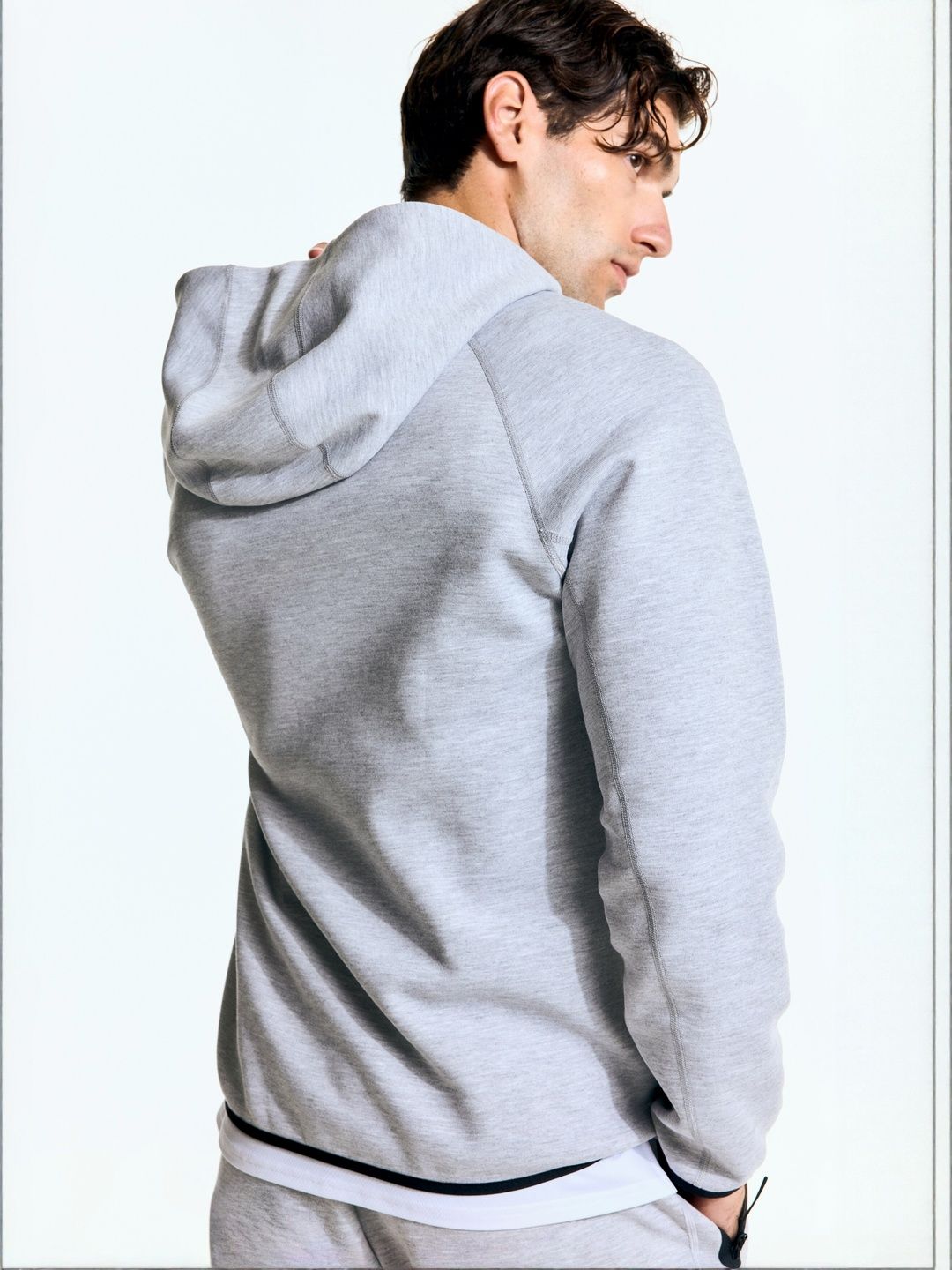 Regular Fit Sports Zip-Through Hoodie In Drymove