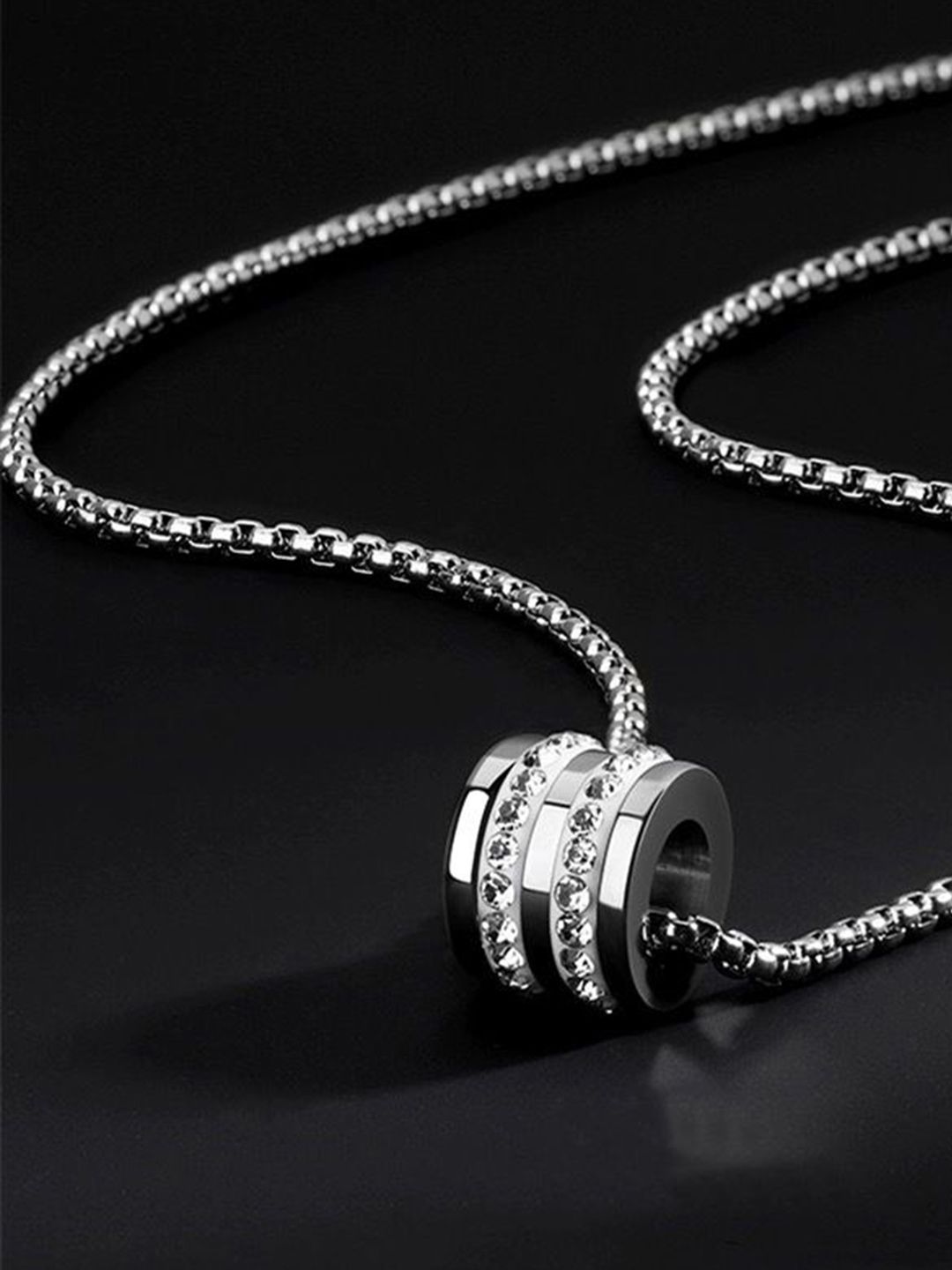 Stainless Steel Silver-Plated Artificial Stones Studded Chain