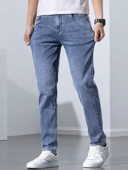 Men Regular Fit Mid-Rise Light Fade Jeans