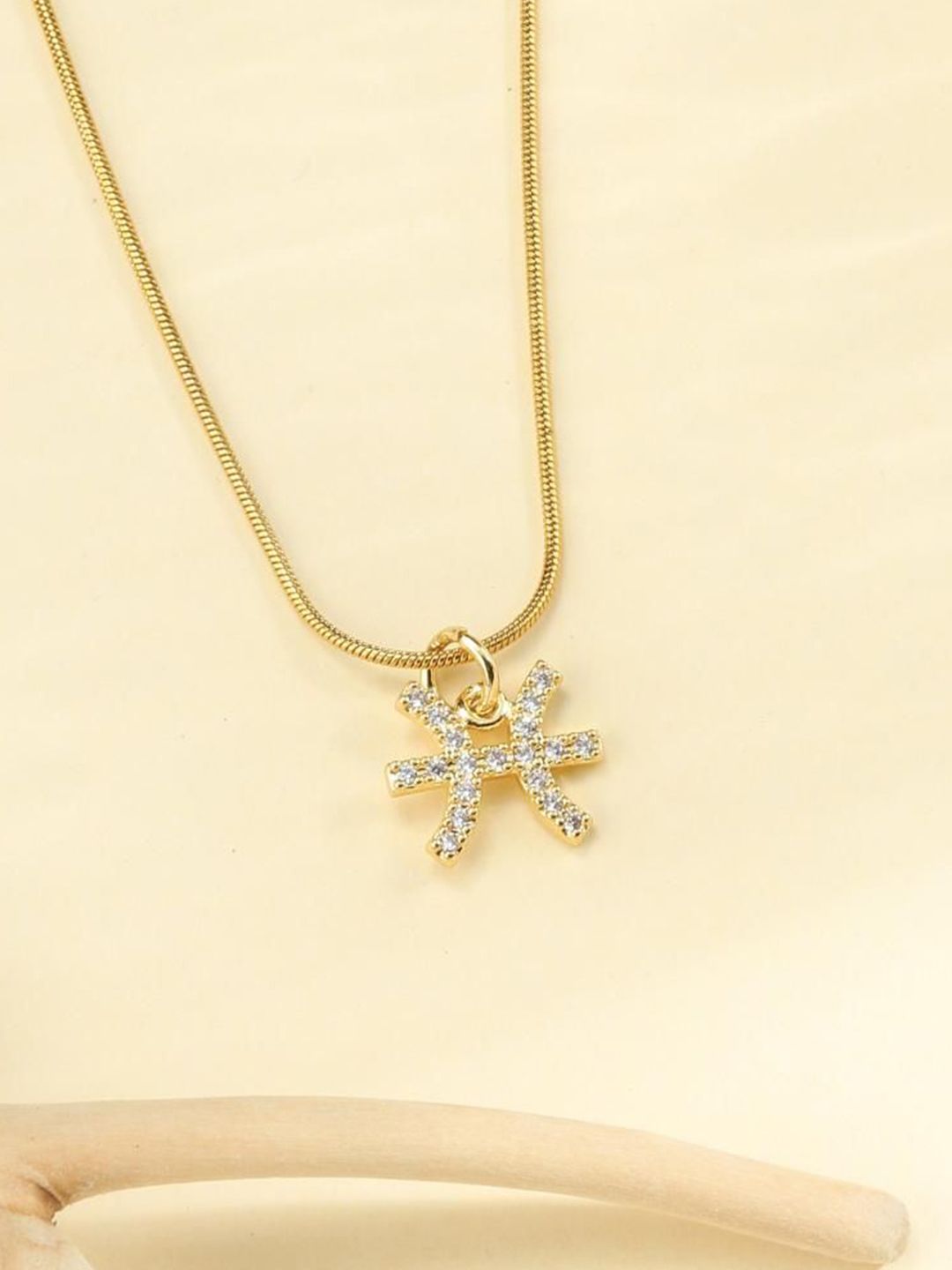 SALTY Contemporary Artificial Stones Studded Pendant with Chain