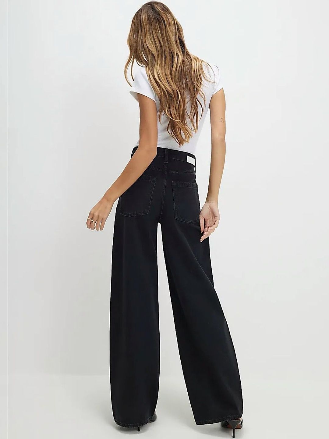 Women Classic Wide Leg High-Rise Light Fade Stretchable Jeans