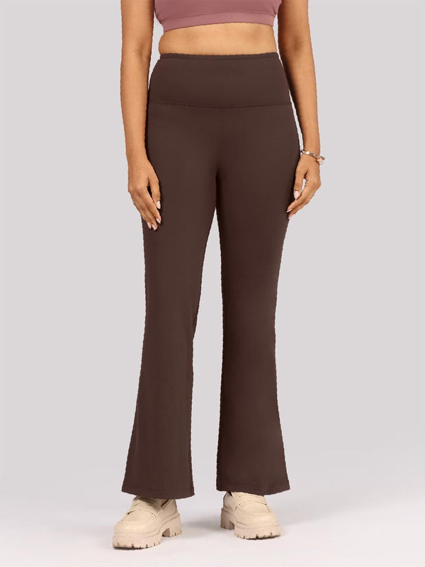 Women The Ultimate Flare Pants - Lite -Regular
