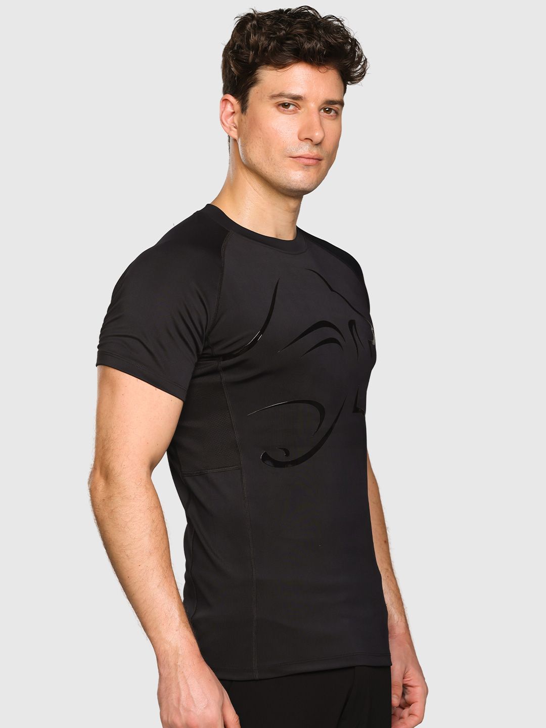 Men Graphic Printed Round Neck Compression T-shirt