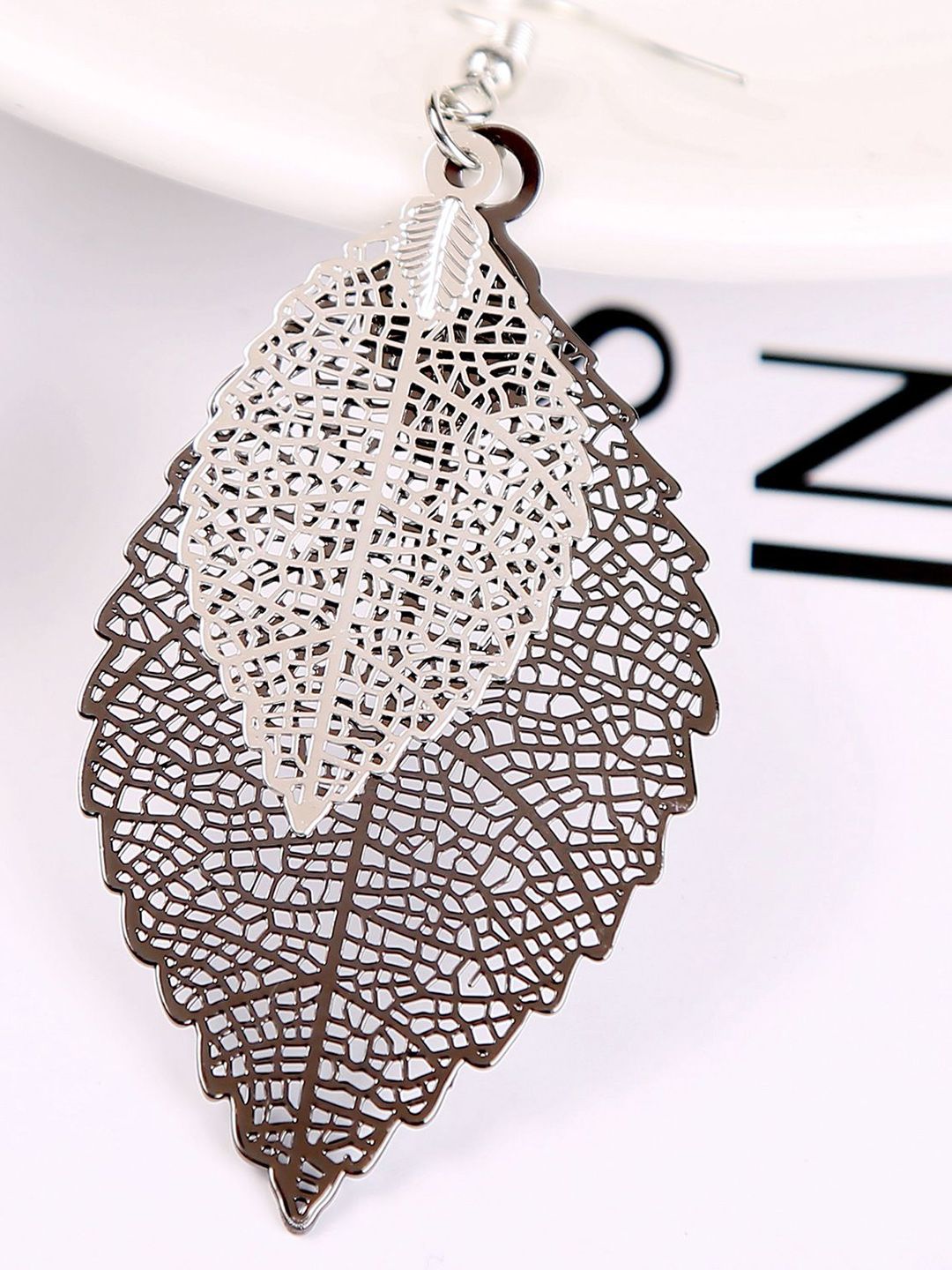 Silver-Plated Leaf Shaped Chunky Drop Earrings