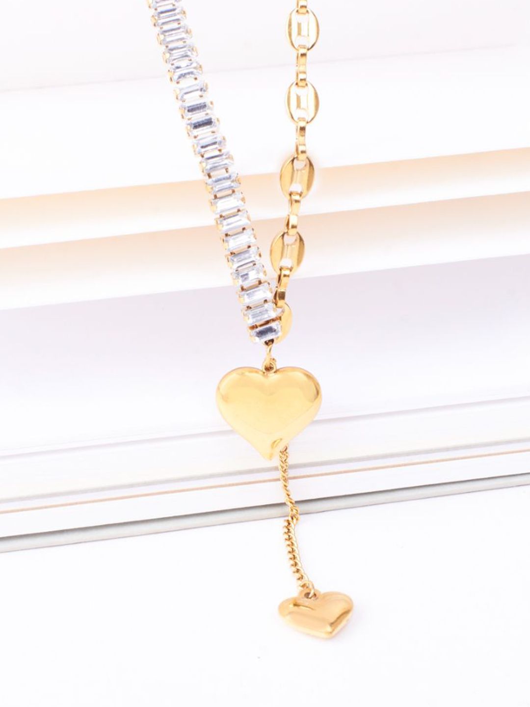 SALTY Artificial Stones Studded Necklace